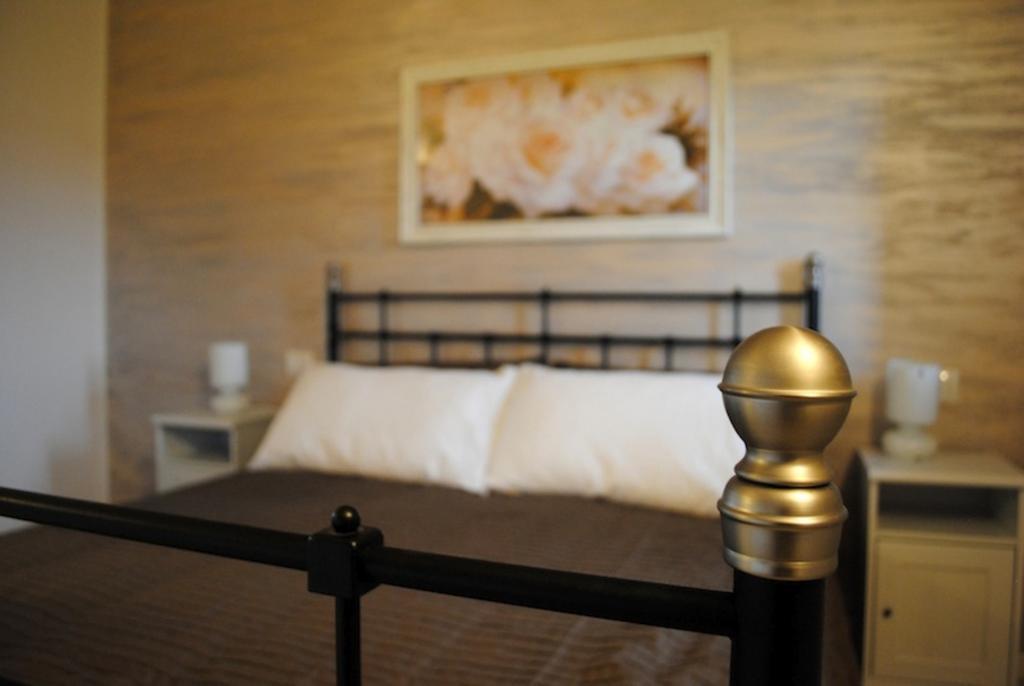 Bed And Breakfast Castello Villafranca di Verona Room photo